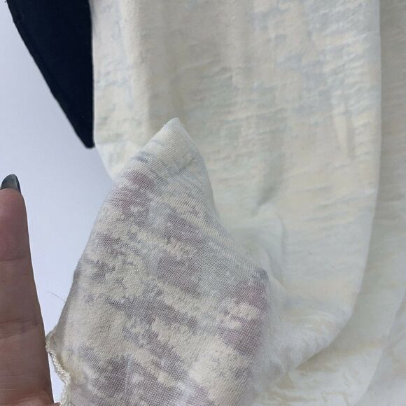 Santa Dont Stop Believin' Christmas Ragland Tee L - Picture 6 of 7